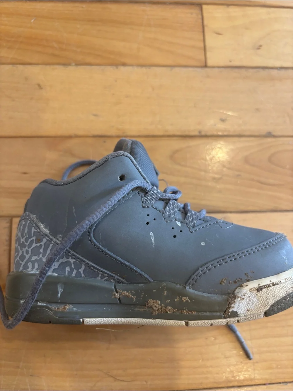 Jordan Kids Grey Low-Top Sneakers with Jumpman Logo